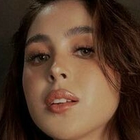 Julia Barretto Meztelen