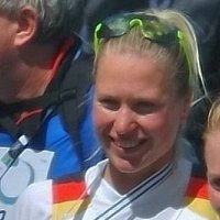 Julia Lier Meztelen