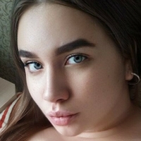 Julia Missi Meztelen