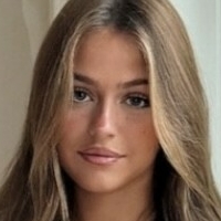 Julia Molinari Meztelen