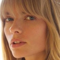 Julia Stegner Meztelen