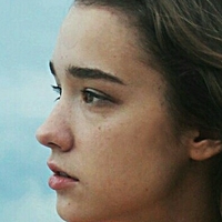 Juliahousekeeper Meztelen