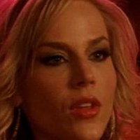 Julie Benz Meztelen