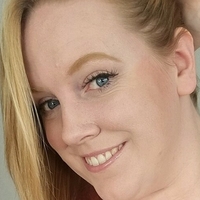 Julie Bliss Meztelen