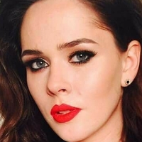 Julija Sanina Meztelen