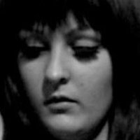 June Roberts Meztelen