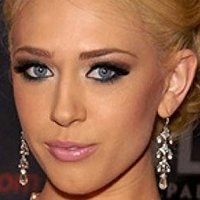 Kagney Linn Karter Meztelen
