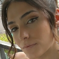 kaquka Meztelen