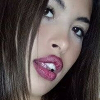 Karen Feal Meztelen