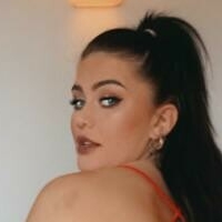 Karen Xo Meztelen