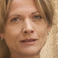 Karin Giegerich Meztelen