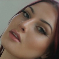 Kat Cadence Meztelen