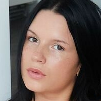 Katarina Rina Meztelen