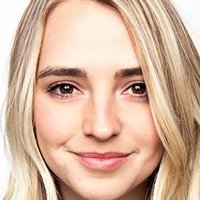 Katelyn Tarver Meztelen