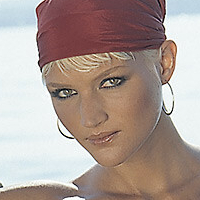 Katharina Münch Meztelen