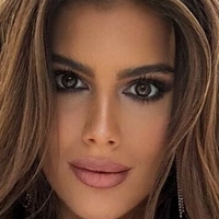 Katharina Nahlik Meztelen