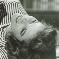 Katharine Hepburn Meztelen