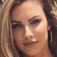 Katherine Webb-McCarron Meztelen