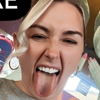 Katie Koven Meztelen