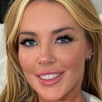 Katie Lalinde Meztelen