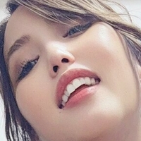 Katleigh Meztelen