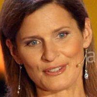 Katrin Mueller Hohenstein Meztelen