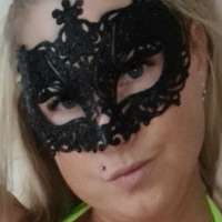 Kattie_Meluanie Meztelen