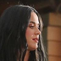 Katy Perry Meztelen