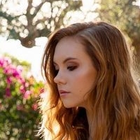 Kayla Coyote Meztelen