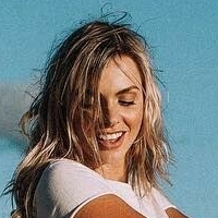 Kayleigh Douglas Meztelen