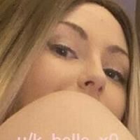 k_belle_x0 Meztelen