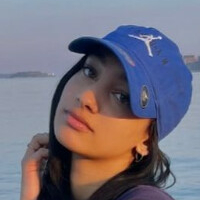 Keiairaa Meztelen