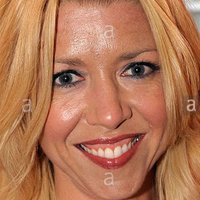 Kelly Devine Meztelen