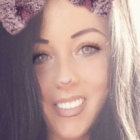 Kelly Louise Sheridan Meztelen