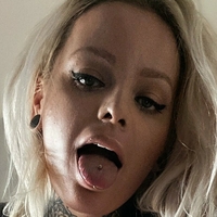 Kelly Pearl Meztelen