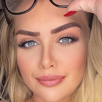 kellymilana Meztelen