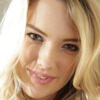 Kenna James Meztelen