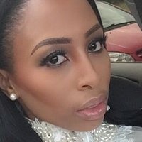 Khanyi Mbau Meztelen