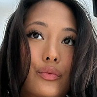 Kharlla Meztelen