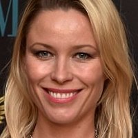 Kiera Chaplin Meztelen