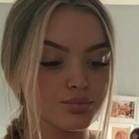 kierahowlett Meztelen