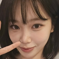 Kim Chaewon Meztelen