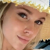 Kim Dammer Meztelen