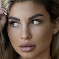 Kim Famous Meztelen