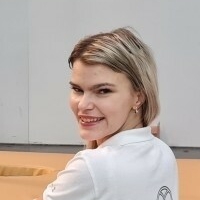 Kim Haus Meztelen