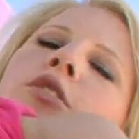Kimmy Olsen Meztelen
