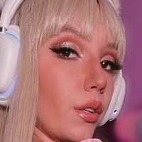 Kirbee Meztelen