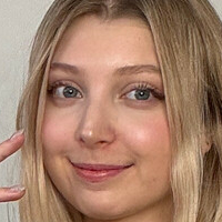 Kitty Emili Meztelen