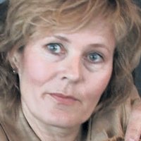 Kjersti Holmen Meztelen