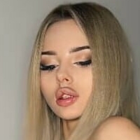 kriss_tinaaa Meztelen